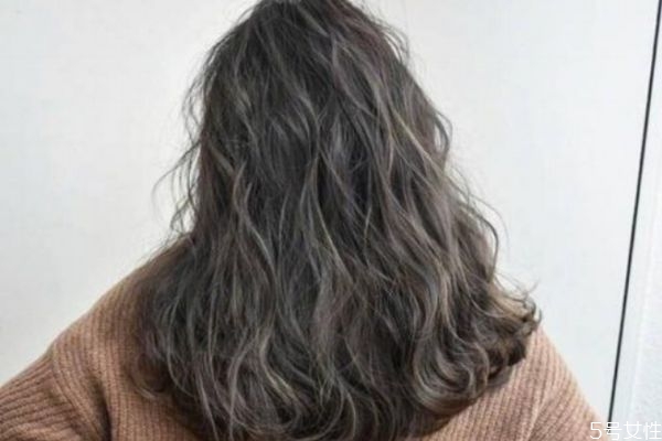 经常染发会导致脱发吗，经常染发会掉头发吗