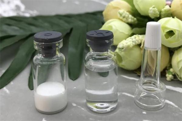 冻干粉是涂抹还是湿敷，冻干粉是粉末还是液体