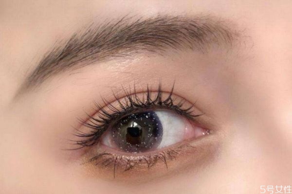 眼头贴假睫毛容易开怎么办，什么眼睛不适合假睫毛