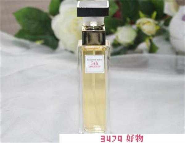 雅顿第五大道香水好闻吗，伊丽莎白雅顿香水怎么样