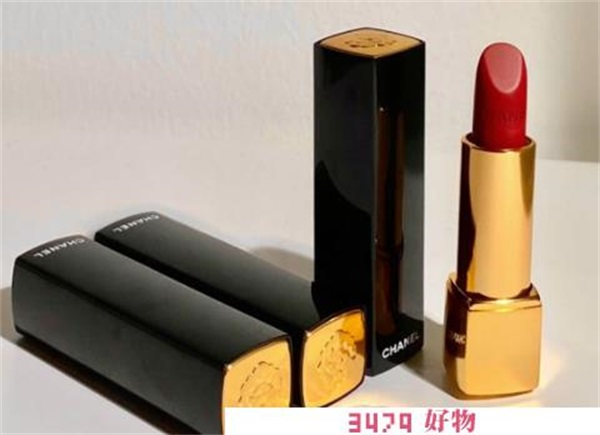 香奈儿狮子限定口红，香奈儿山茶花口红
