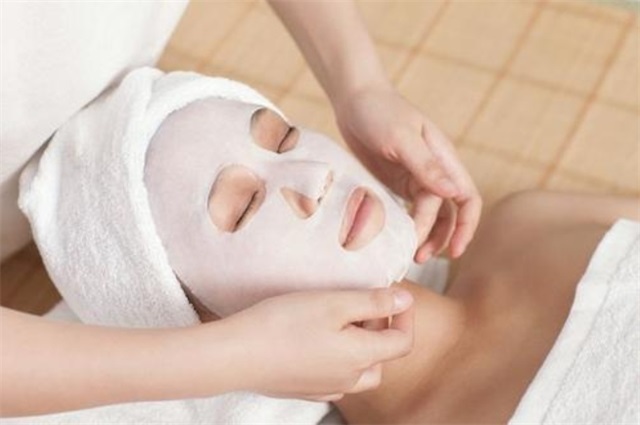 贴面膜脸痒痒怎么回事