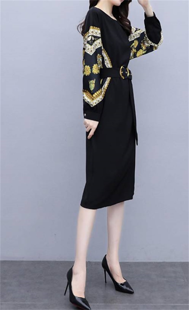 黑色裙子配什么颜色鞋子