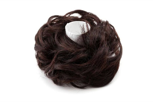 假发洗了可以用吹风机吹吗，假发洗了打结很严重怎么办