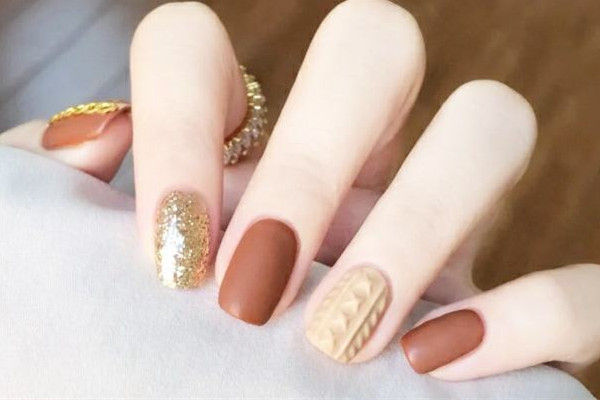 美甲什么胶最好，抖音最火的美甲