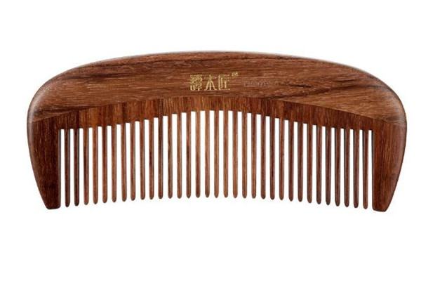梳子用檀木好还是桃木好，梳子用什么材质对头发好