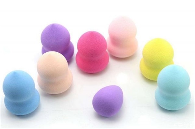 美妆蛋用来洗脸好吗，美妆蛋能用沐浴露洗吗