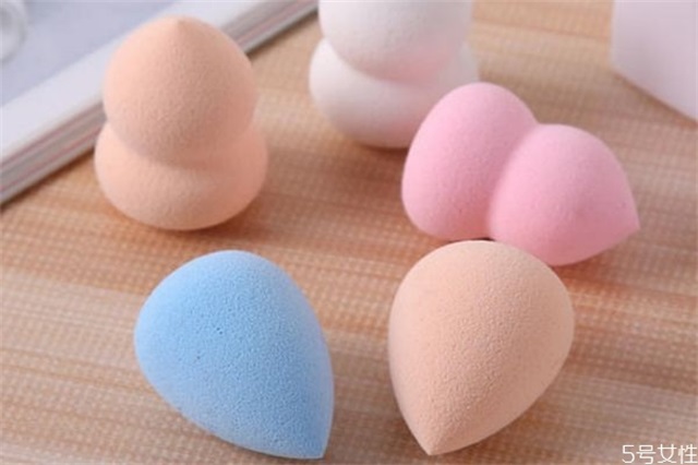 美妆蛋需要买贵的吗，美妆蛋第一次要怎么使用