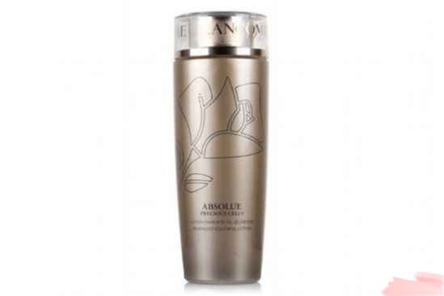 兰蔻美容液有什么功效，兰蔻美容液和乳液哪个先用