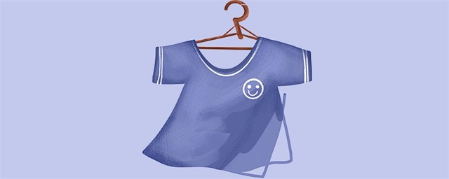 体型偏胖适合什么衣服，深色系衣服太显瘦了