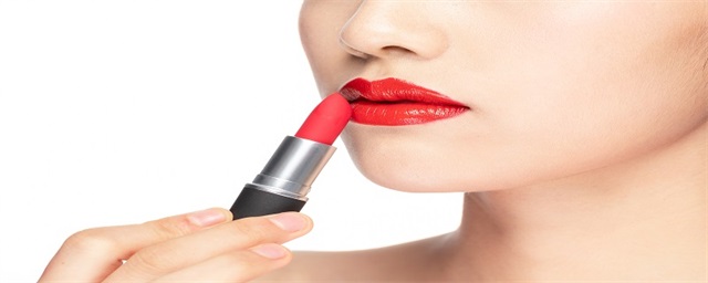 过期口红的危害，过期的口红涂了对身体有什么危害