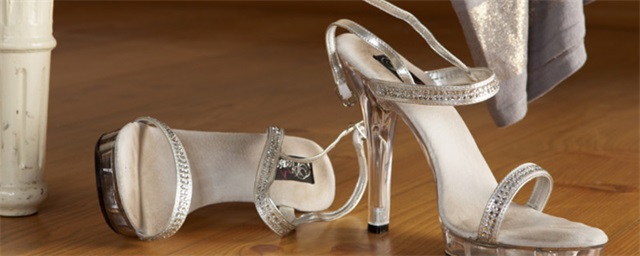  夏天买凉鞋要不要买大一码，夏天买凉鞋要大一码吗