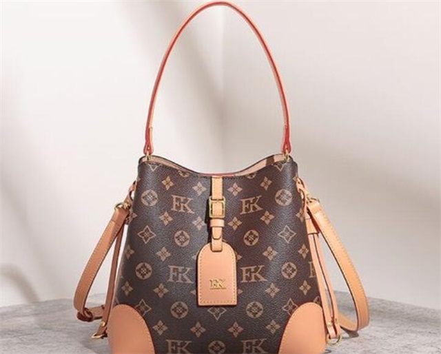 fk是什么牌子的包包
