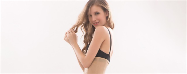 束腰带贴身穿会过敏吗