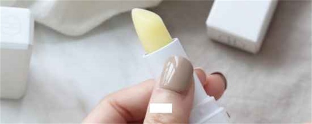 润百颜唇膏孕妇可以用吗，润百颜唇膏功效