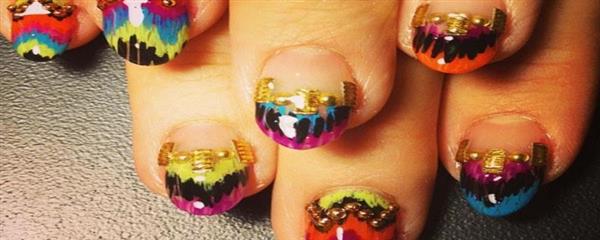 为什么做完美甲一个月后要到美甲店卸甲