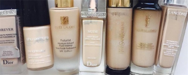 粉底液涂多少量合适，粉底液的一次用量