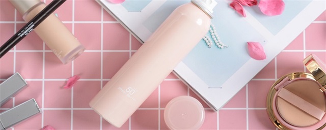 油皮用什么定妆比较好，油皮适合用定妆喷雾吗