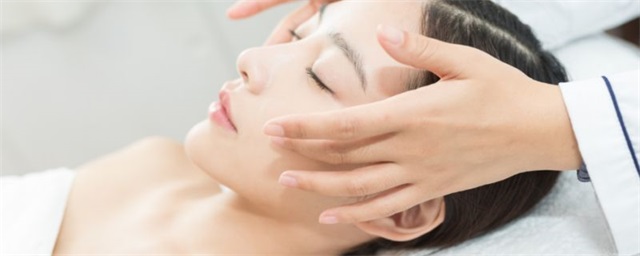 激光消除黑眼圈要注意什么，天生黑眼圈怎么消除