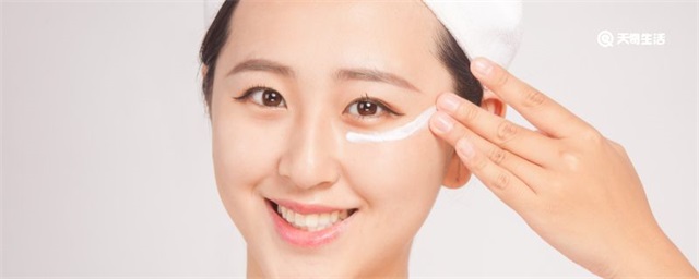 让眼睛变大的化妆技巧，如何化妆使眼睛变大