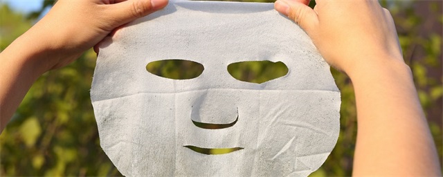 敷面膜需要用热水泡吗，冬季敷面膜可以先用热水泡吗