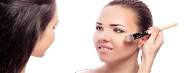  隔离霜和粉底液有什么不同，隔离霜和粉底液的区别