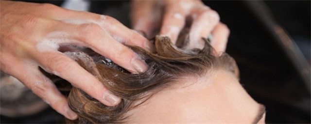 染完头后洗头要注意什么，刚染完头发可以洗吗