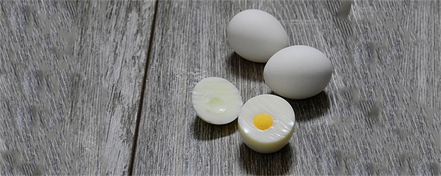  用鸡蛋敷眼去黑眼圈的原理，用鸡蛋敷眼睛为什么可以去黑眼圈