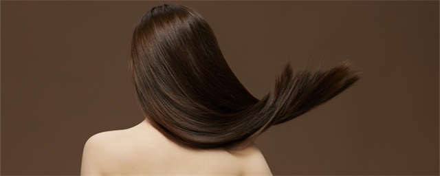 使用蓬蓬粉对头发会不会不好 头发蓬蓬粉对头发有伤害吗，长期使用蓬蓬粉对头发的影响