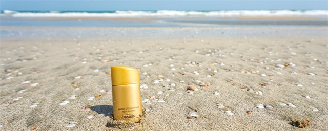 安耐晒一定要用卸妆水吗，安耐晒需要用卸妆水吗