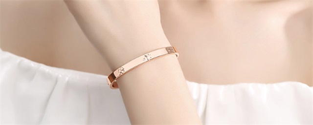  未镶嵌素金是什么，未镶嵌素金是什么意思