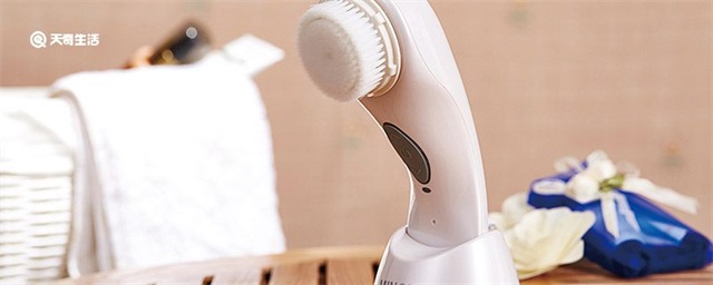 面部导入仪的用法，面部导入仪怎么用