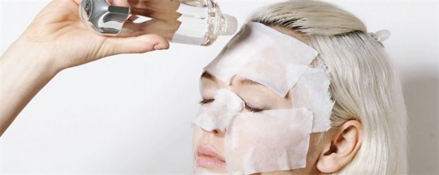 油性敏感肌肤如何选择护肤品，油性敏感肌肤用什么护肤品