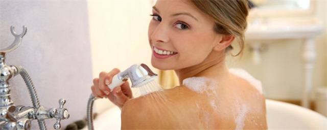  vc粉和身体乳一起能不能美白，vc粉和身体乳一起可以美白吗