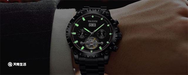 机械表不带就会不走么，机械表不带就不走吗