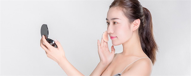 化妆不脱妆正确步骤是什么，化妆不脱妆正确步骤