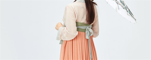  百迭裙和褶裙有什么不同，百迭裙和褶裙区别