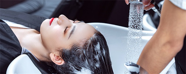 硅油在洗发水中的名字，硅油在洗发水中叫什么