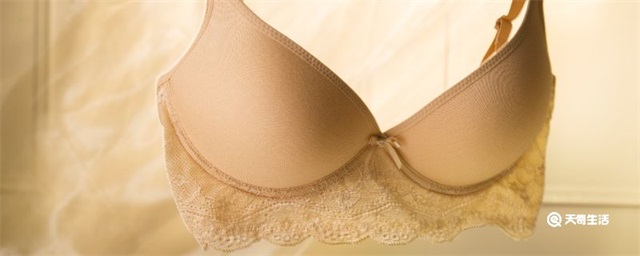 胸小选择a好还是b罩杯好，内衣abcd罩杯怎么区分大小