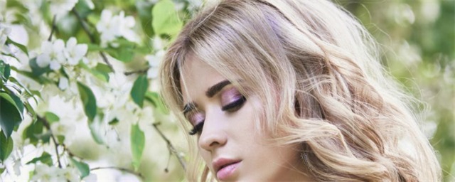 夏天短发适合什么颜色，夏天短发染什么颜色好看