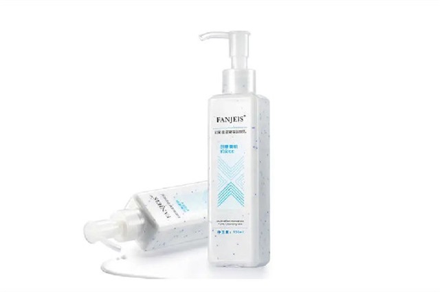 卸妆乳乳化是什么意思，卸妆乳要不要乳化