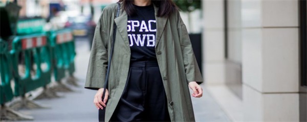  卫衣适合搭配哪种下装，卫衣适合搭配什么下装