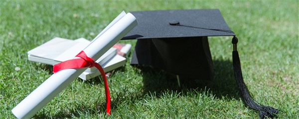 拍大学毕业证照片穿什么衣服，毕业证照片穿什么衣服