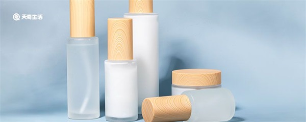 飞机上可不可以托运护肤品，飞机上可以托运护肤品水乳洗面奶吗