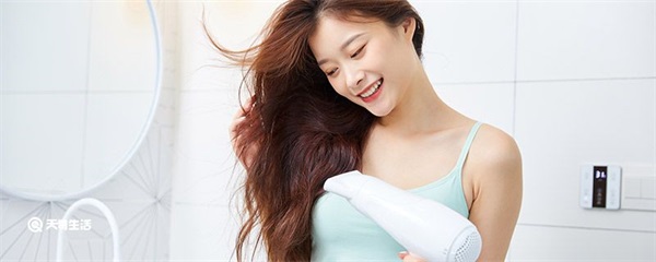 头发太贴了让头发蓬松的办法，头发太贴了怎么让头发蓬松