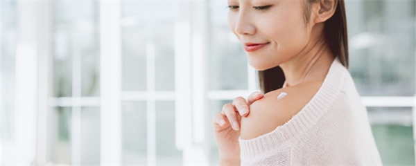   润肤乳是用来抹脸的还是用来抹身体的，润肤乳是抹脸的还是抹身体的