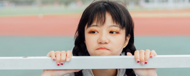 14岁女儿叛逆应该怎么教育，14岁女儿叛逆应该如何教育