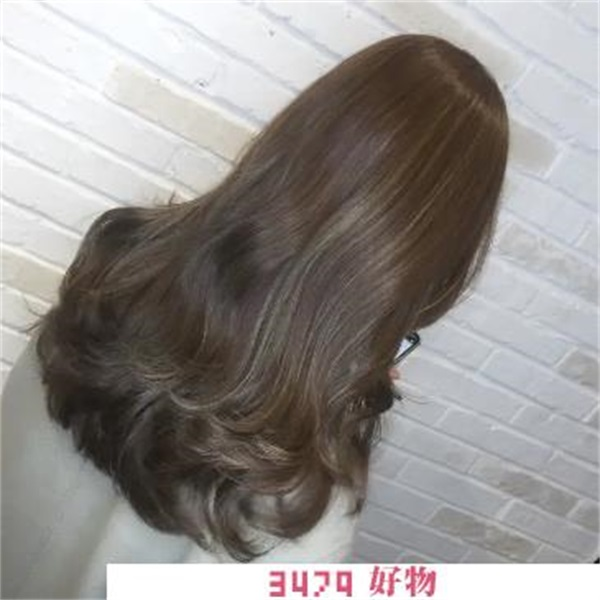 黄皮肤染什么颜色的头发好看，暗沉黄皮适合发色