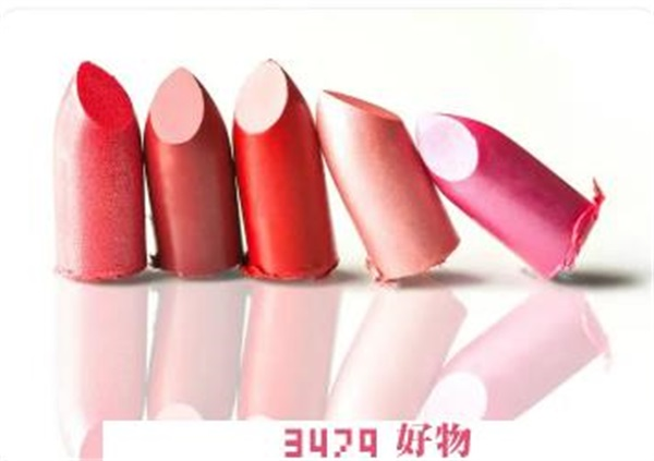 素颜黄皮肤适合什么颜色口红，黄皮显白的口红色号