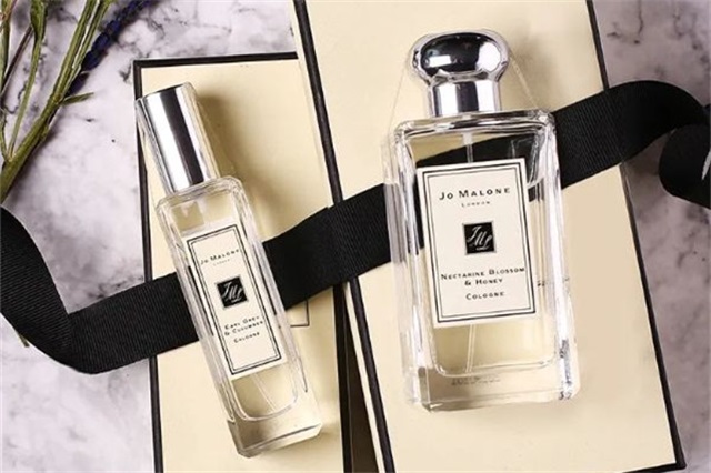 祖马龙香水可以用多久，祖马龙香水要喷几下